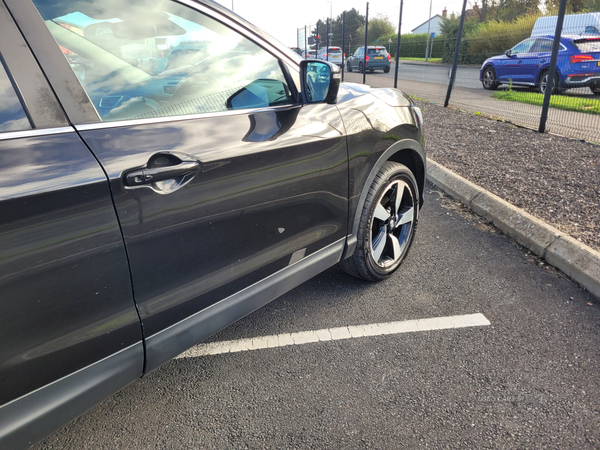 Nissan Qashqai DIESEL HATCHBACK in Down