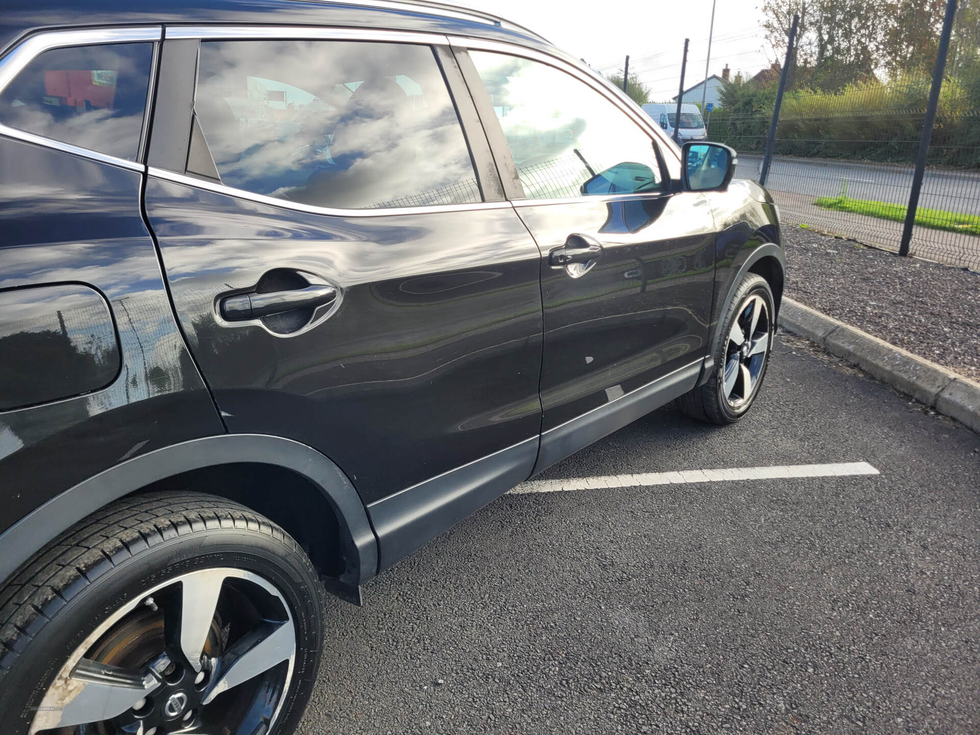 Nissan Qashqai DIESEL HATCHBACK in Down