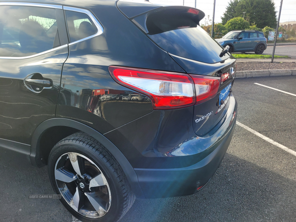 Nissan Qashqai DIESEL HATCHBACK in Down