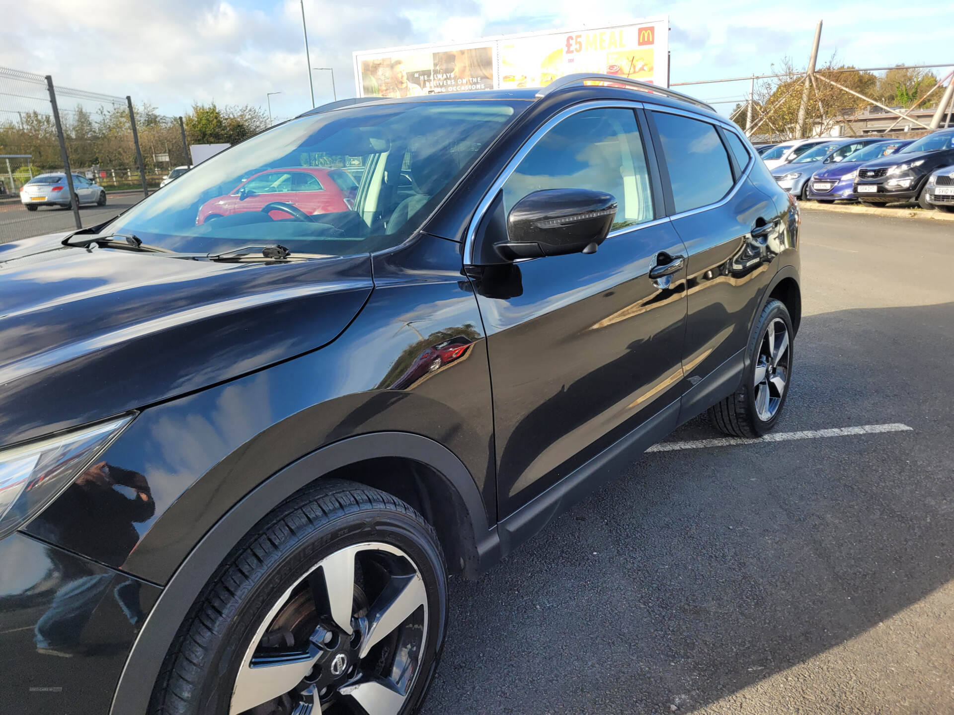 Nissan Qashqai DIESEL HATCHBACK in Down