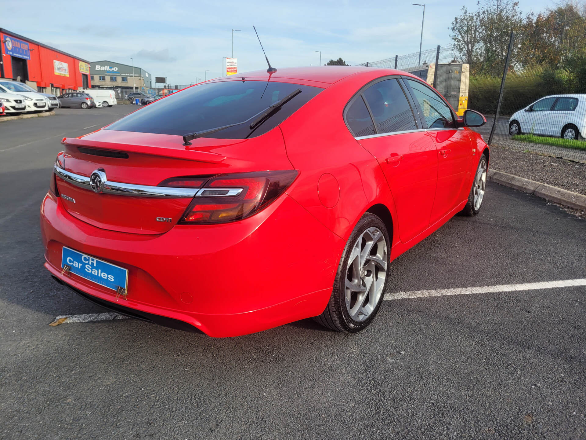 Vauxhall Insignia DIESEL HATCHBACK in Down