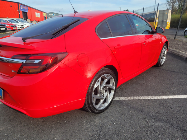 Vauxhall Insignia DIESEL HATCHBACK in Down