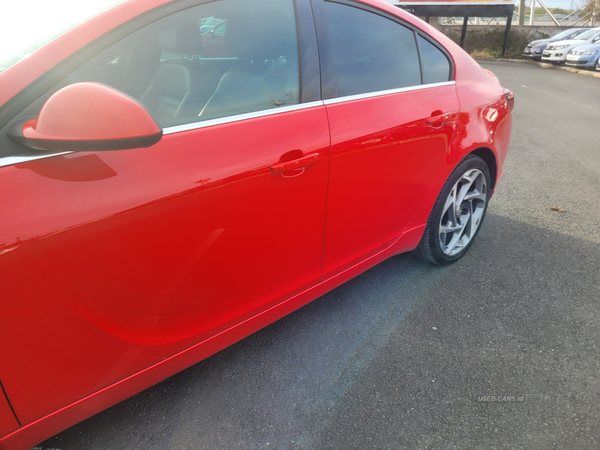 Vauxhall Insignia DIESEL HATCHBACK in Down