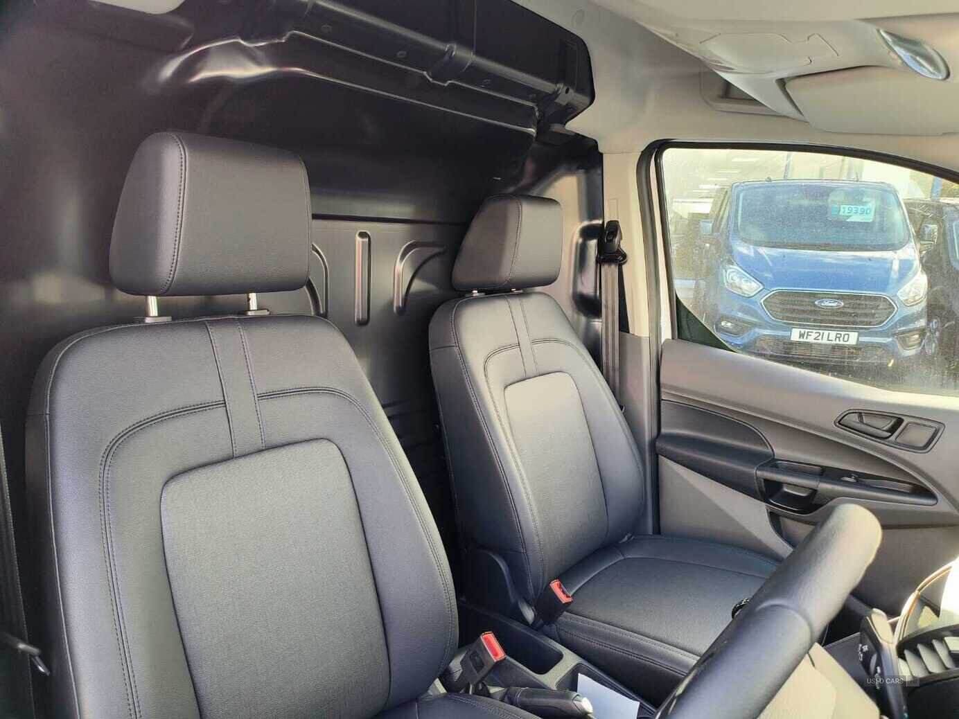 Sep 2024 Ford Transit Connect 1.5 EcoBlue 75ps Leader Van