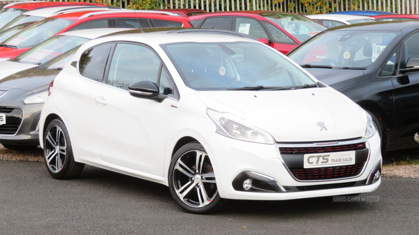 Peugeot 208 DIESEL HATCHBACK in Derry / Londonderry