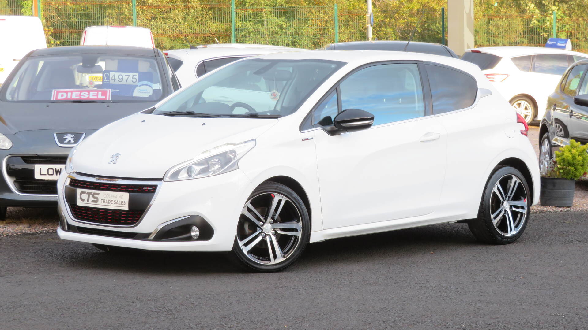 Peugeot 208 DIESEL HATCHBACK in Derry / Londonderry