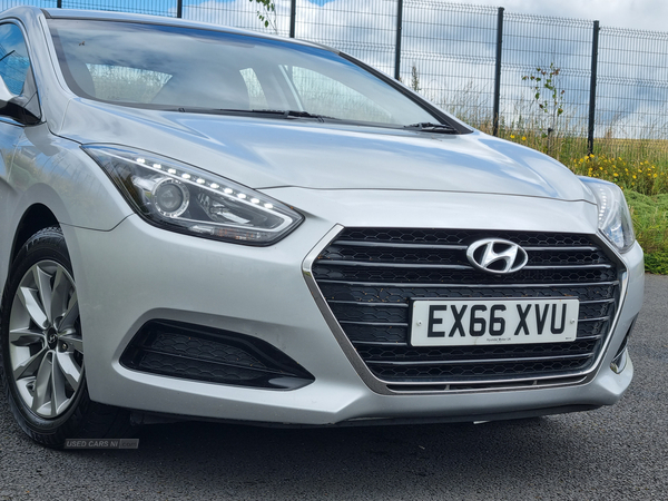 Hyundai i40 DIESEL SALOON in Armagh