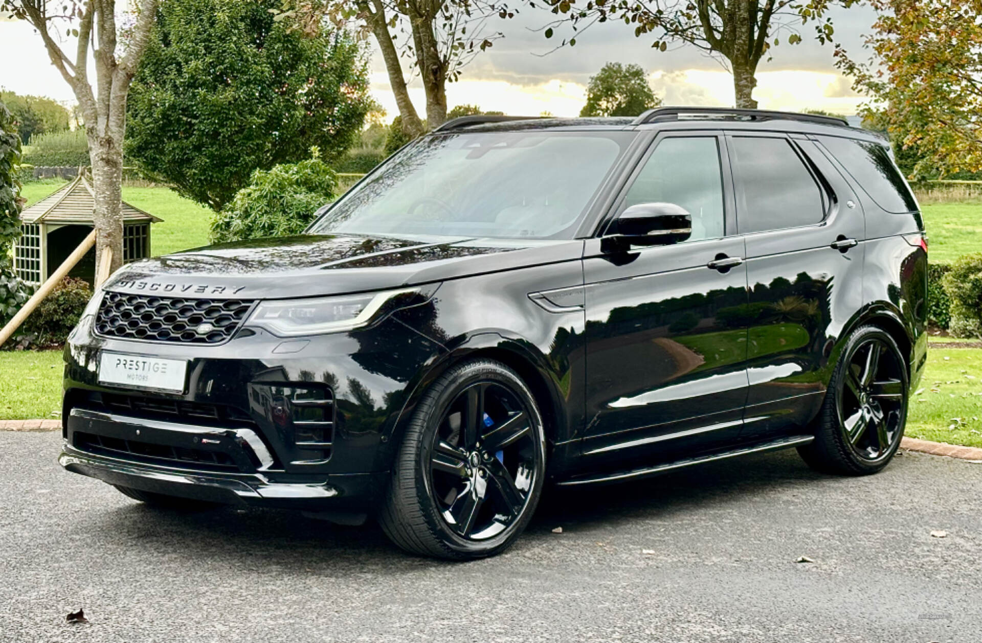 Land Rover Discovery DIESEL SW in Antrim