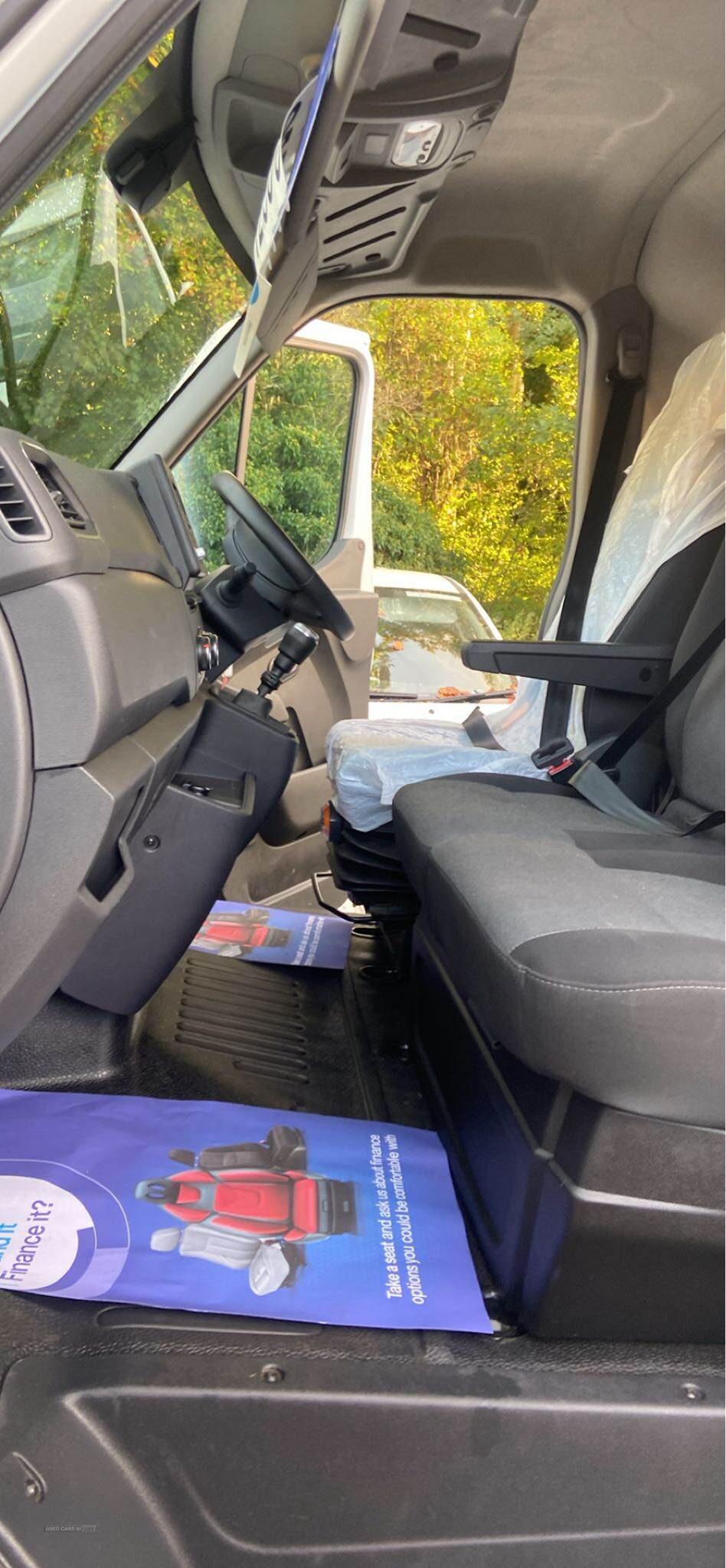 Oct 2021 Renault Master LM35dCi 135 Business+ Medium Roof Van