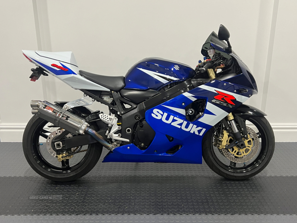 Suzuki GSX-R Series 600 in Down