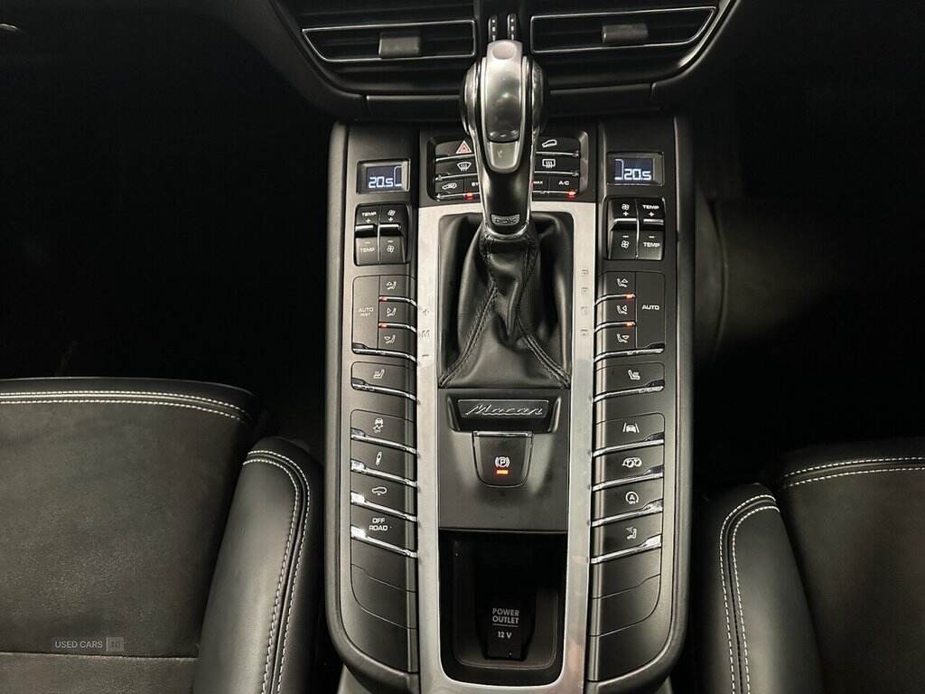 Jun 2020 Porsche Macan GTS 5dr PDK