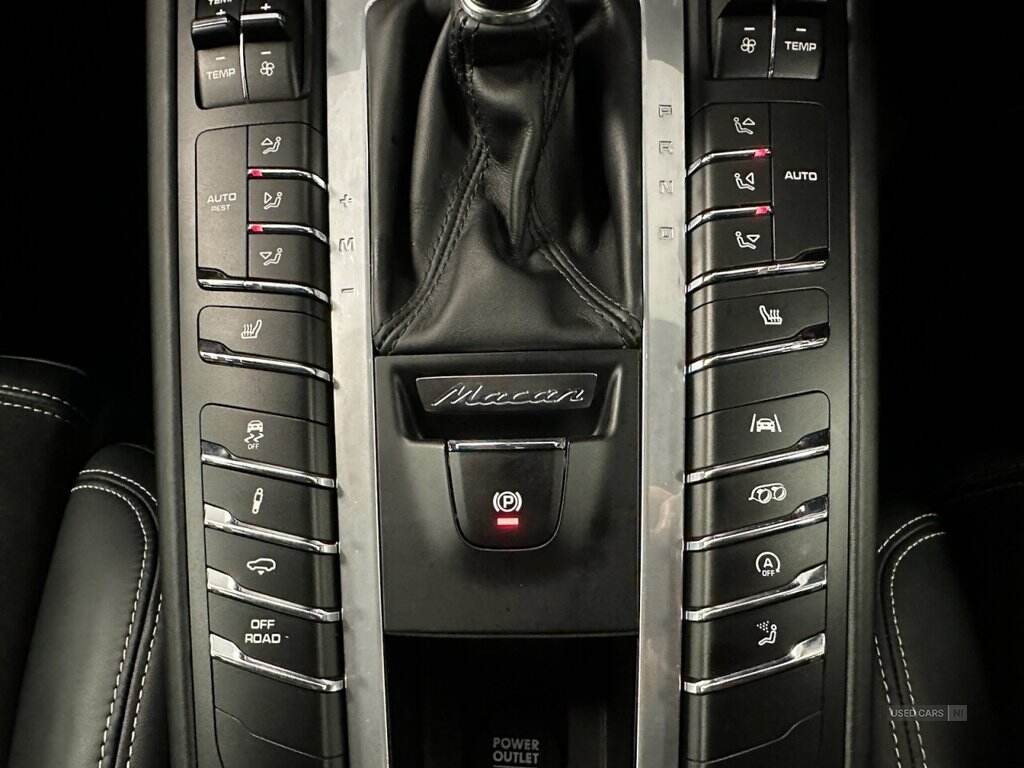 Jun 2020 Porsche Macan GTS 5dr PDK