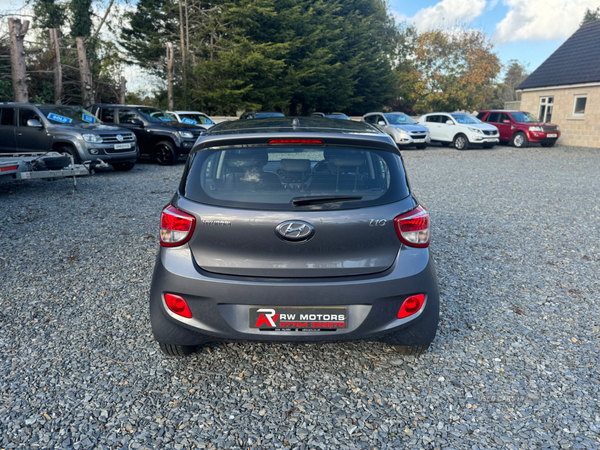 Hyundai i10 HATCHBACK in Armagh