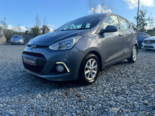 Hyundai i10 HATCHBACK in Armagh