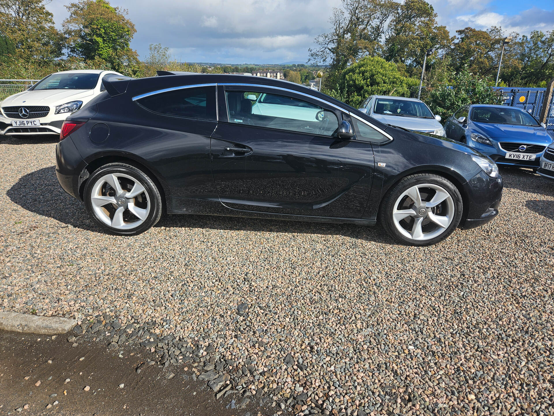Mar 2016 Vauxhall Astra GTC 1.6 CDTi 16V ecoFLEX 136 SRi 3dr