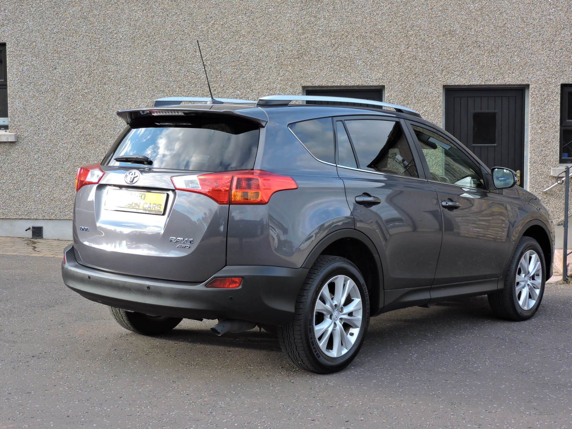 Toyota RAV4 DIESEL ESTATE in Tyrone