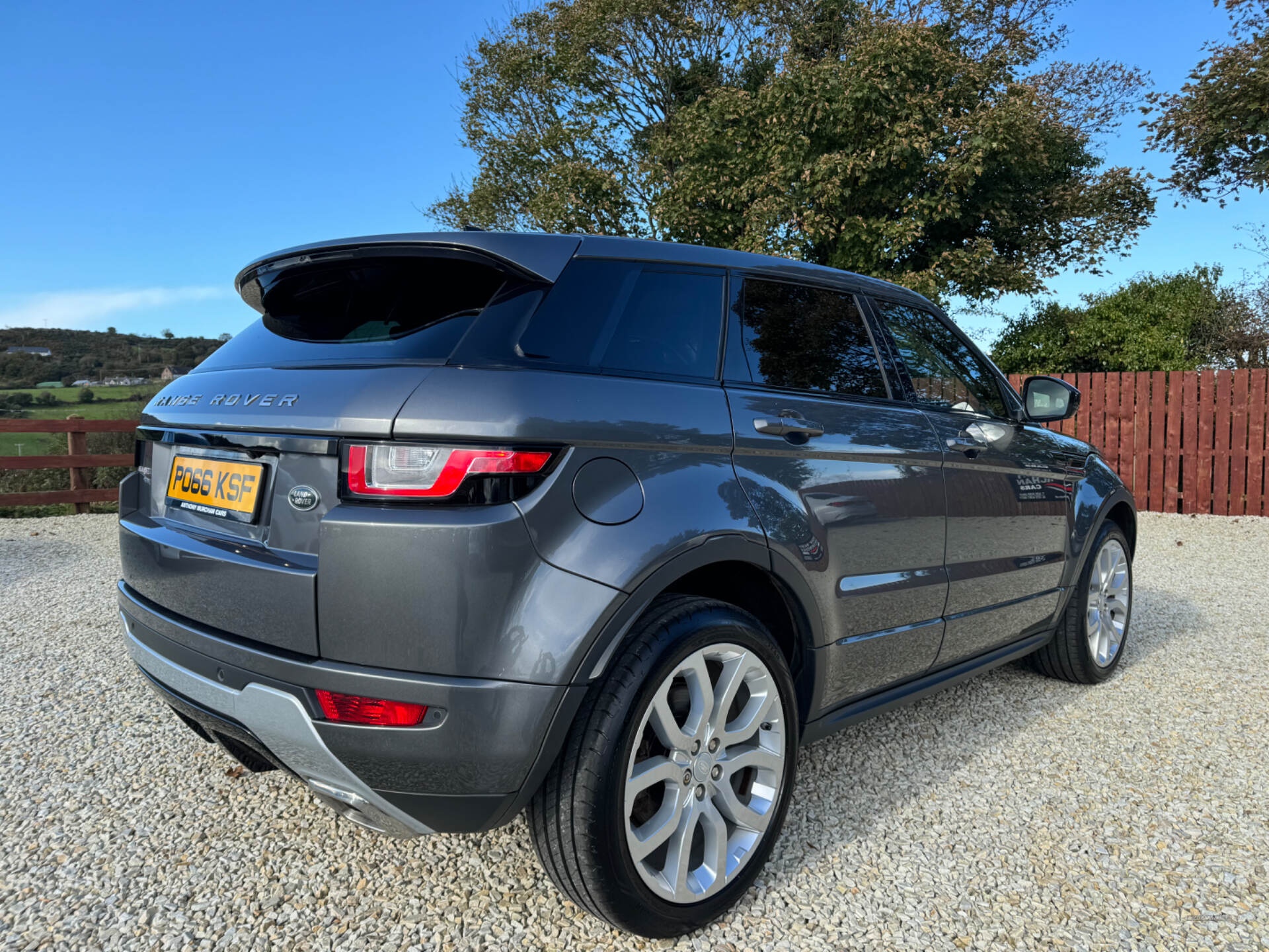 Land Rover Range Rover Evoque DIESEL HATCHBACK in Down