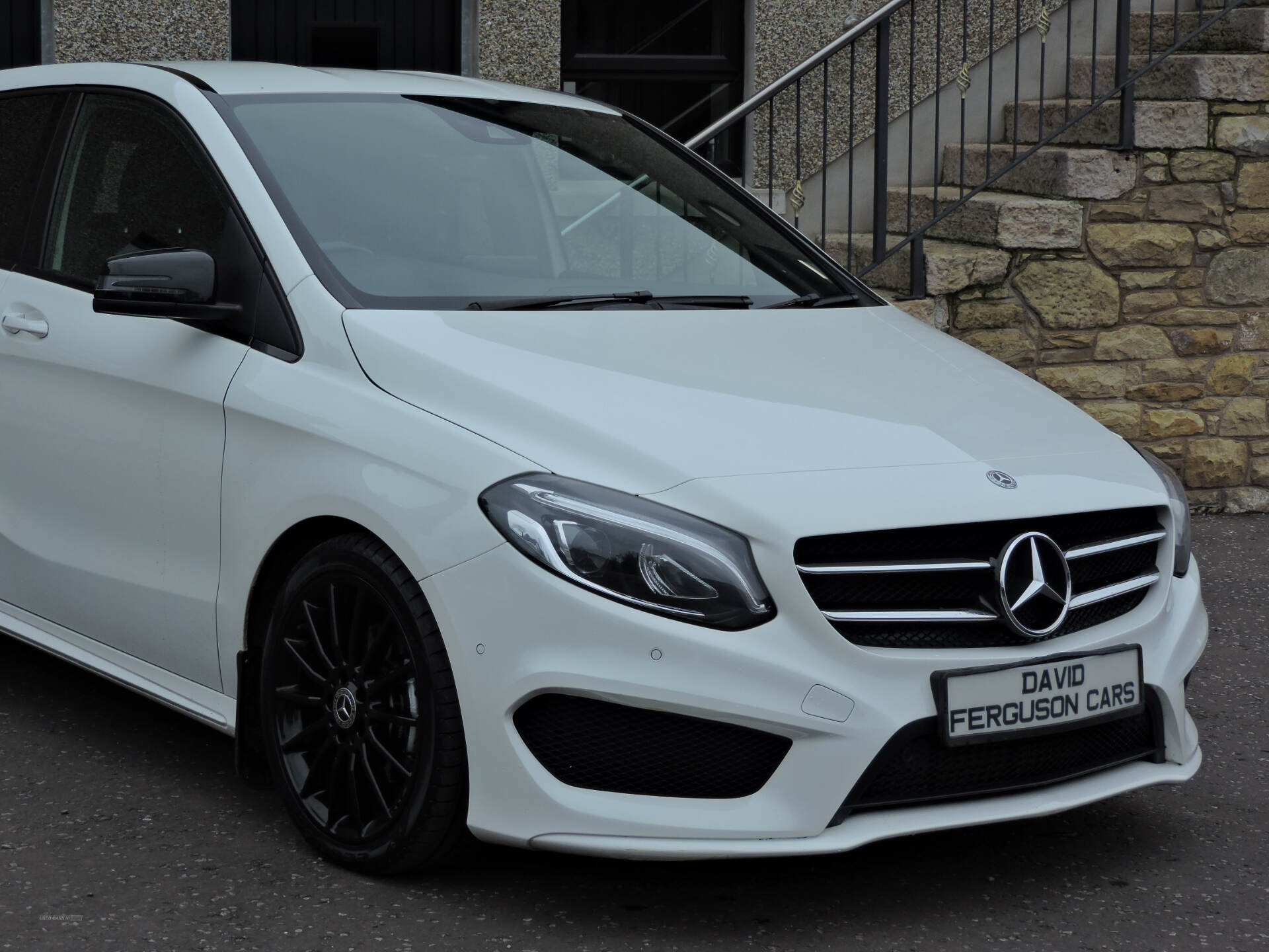 Mercedes B-Class DIESEL HATCHBACK in Tyrone