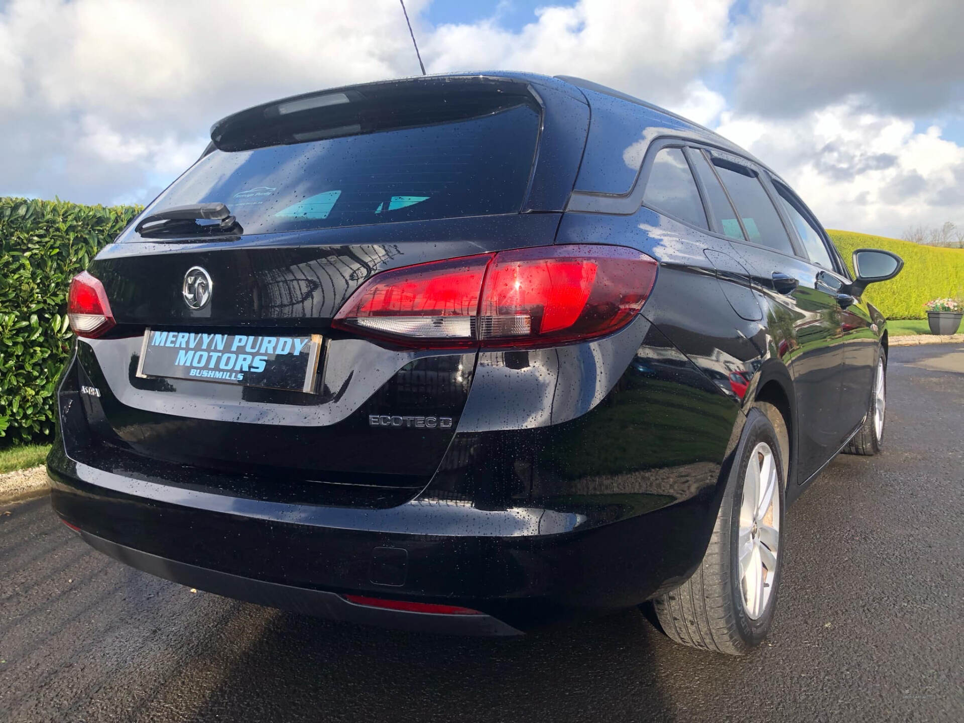 Vauxhall Astra DIESEL SPORTS TOURER in Antrim