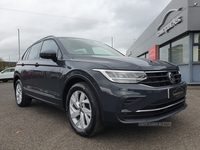 Volkswagen Tiguan LIFE TSI FULL VW SERVICE HISTORY SAT NAV PARKING SENSORS in Antrim