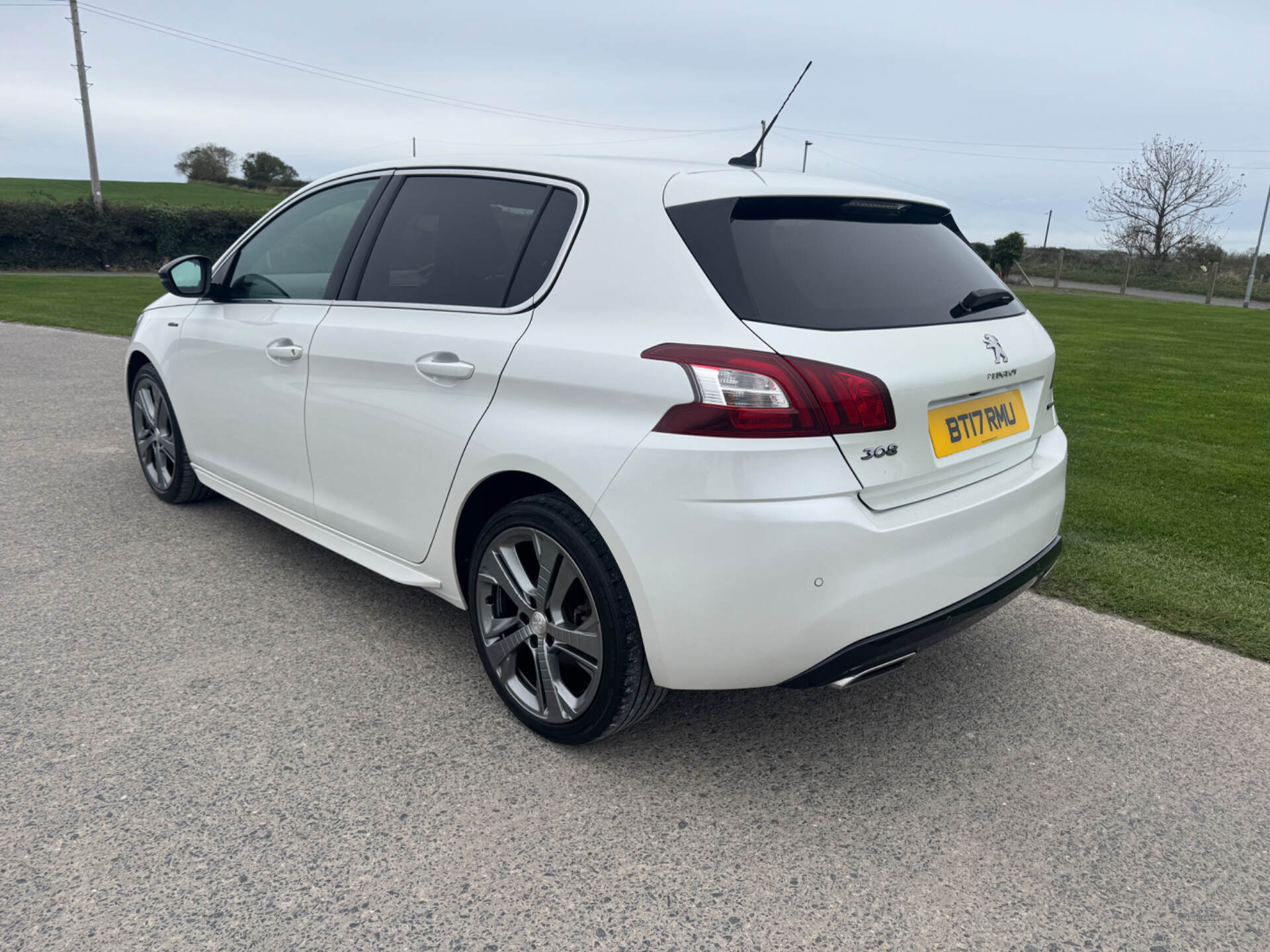 Peugeot 308 DIESEL HATCHBACK in Down