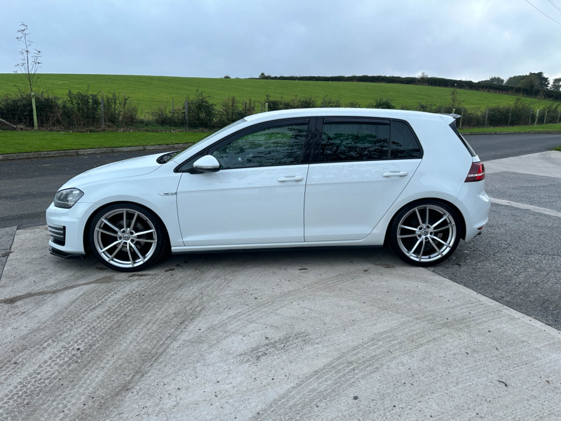 Volkswagen Golf DIESEL HATCHBACK in Down