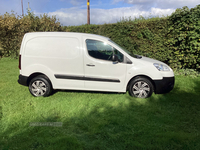 Peugeot Partner 850 1.6 e-HDi 92 Professional Van in Antrim