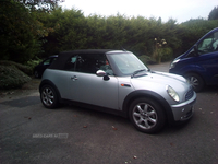 MINI Convertible 1.6 Cooper 2dr in Down