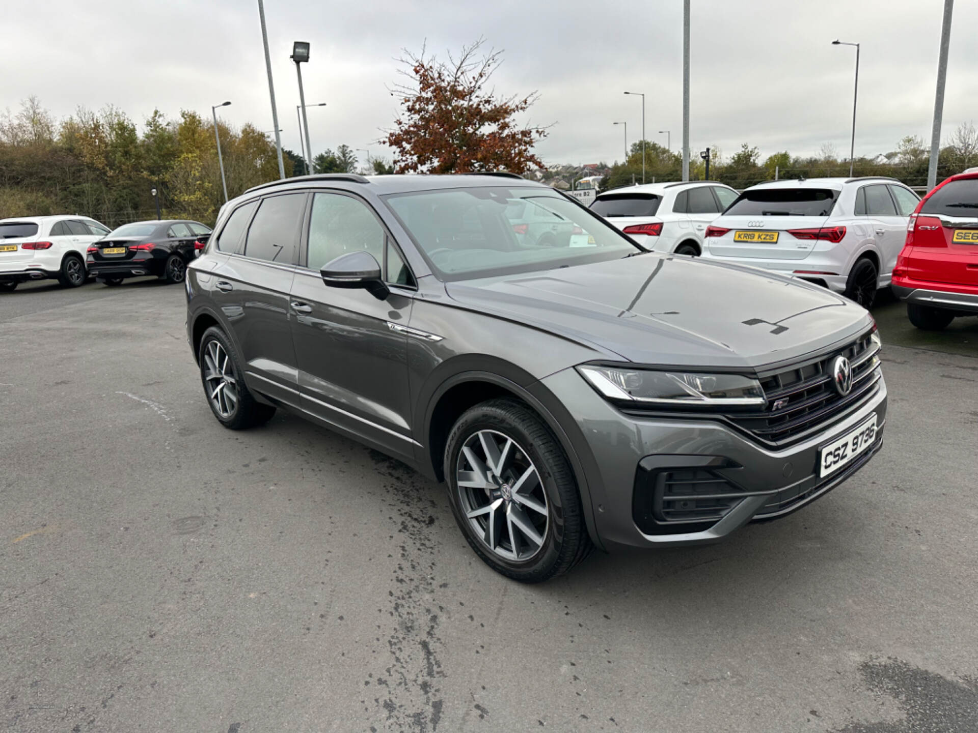 Volkswagen Touareg DIESEL ESTATE in Down