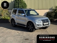 Mitsubishi Shogun 3.2 DI-DC Barbarian SUV 3dr Diesel Auto 4WD Euro 6 SWB (187 ps) FULL LEATHER, REVERSE CAM, SAT NAV in Down