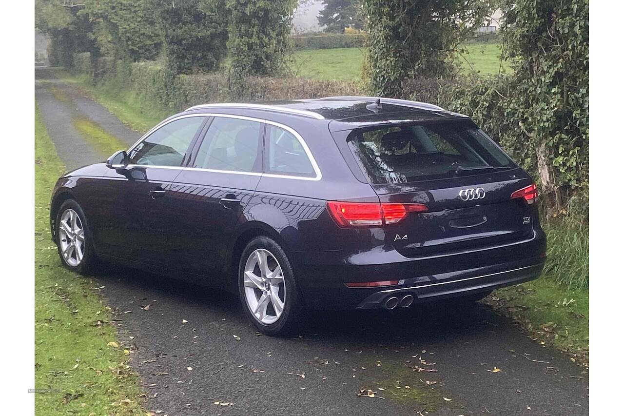 Dec 2016 Audi A4 2.0 TDI Ultra 190 Sport 5dr