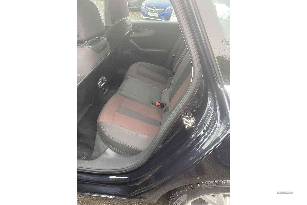 Dec 2016 Audi A4 2.0 TDI Ultra 190 Sport 5dr