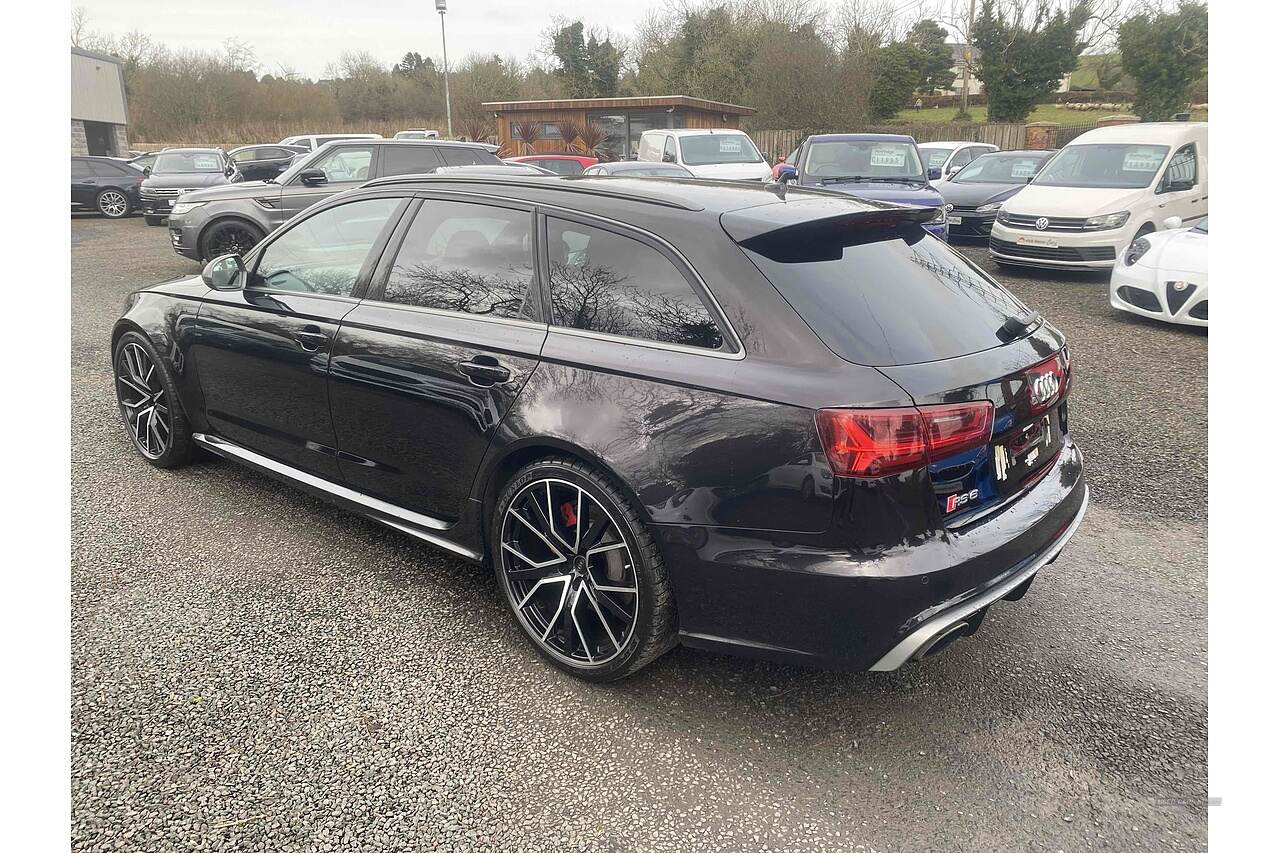 Jan 2018 Audi RS6 4.0T FSI Quattro RS 6 Performance 5dr Tip Auto