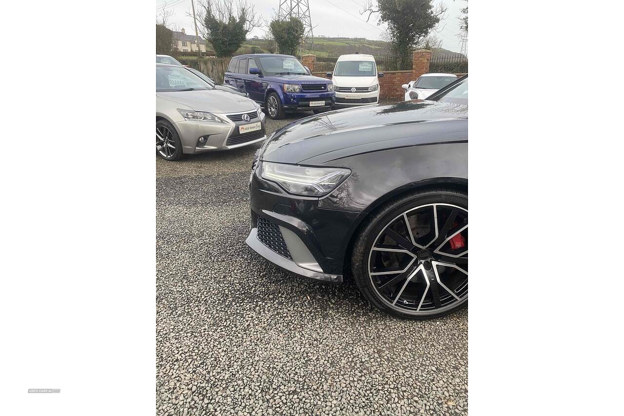 Jan 2018 Audi RS6 4.0T FSI Quattro RS 6 Performance 5dr Tip Auto