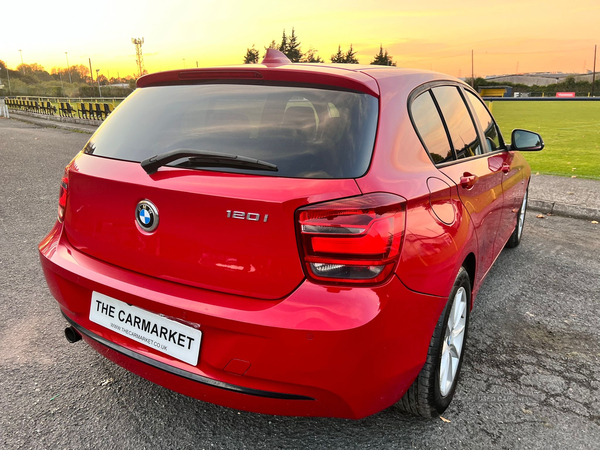 BMW 1 Series 120I AUTO 5 DOOR HIGH SPEC in Antrim