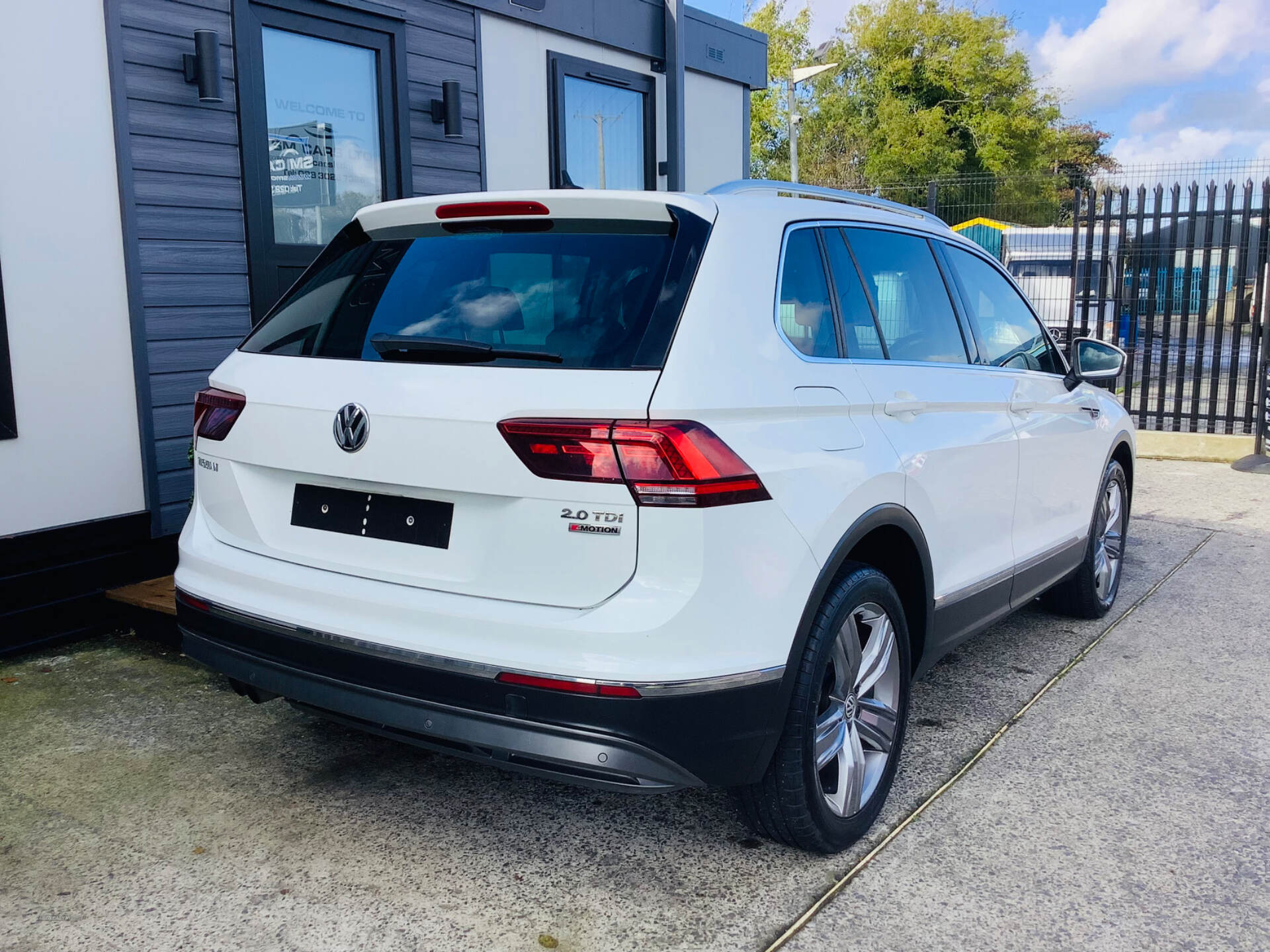 Volkswagen Tiguan DIESEL ESTATE in Down