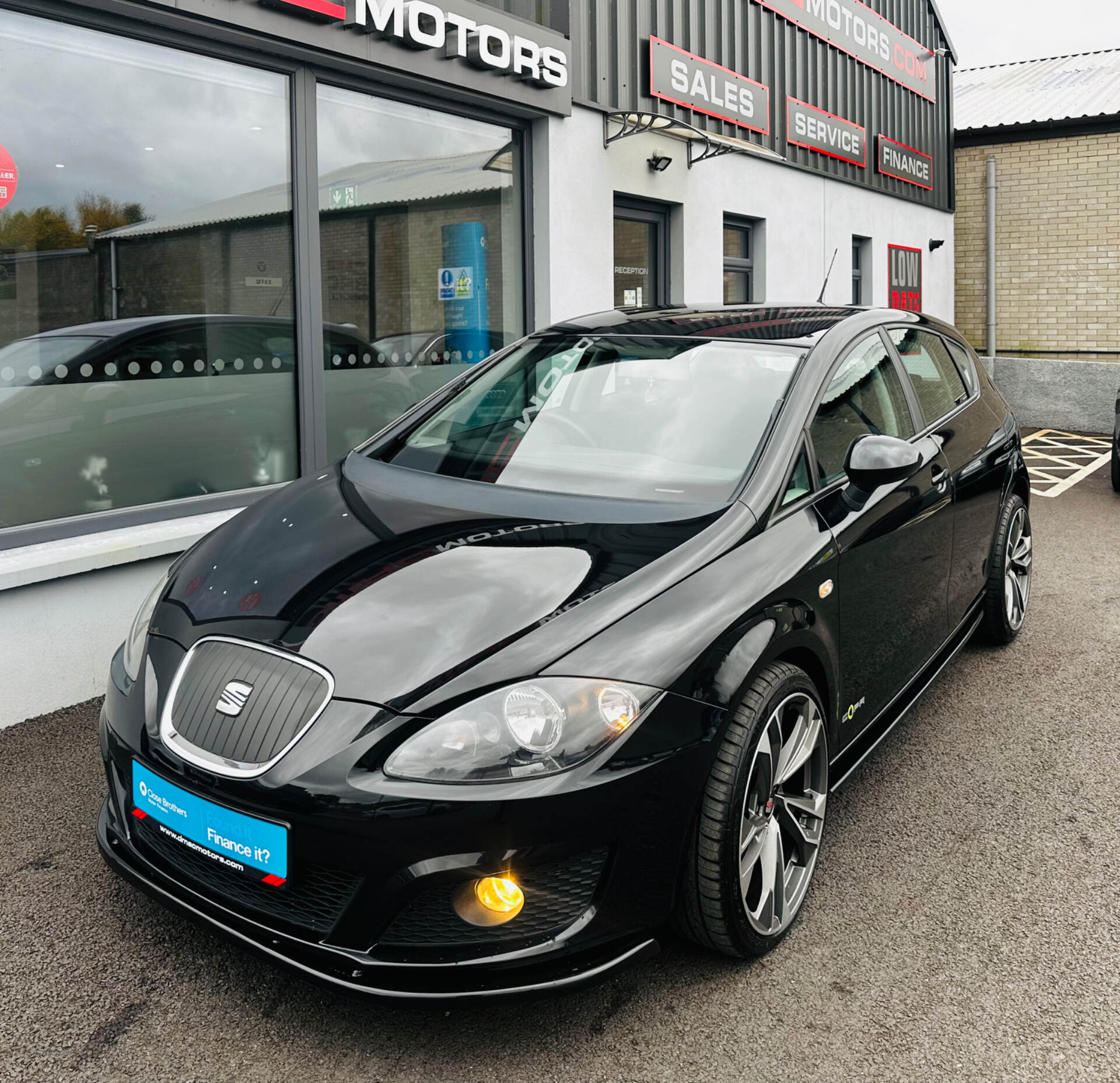 Seat Leon DIESEL HATCHBACK in Tyrone