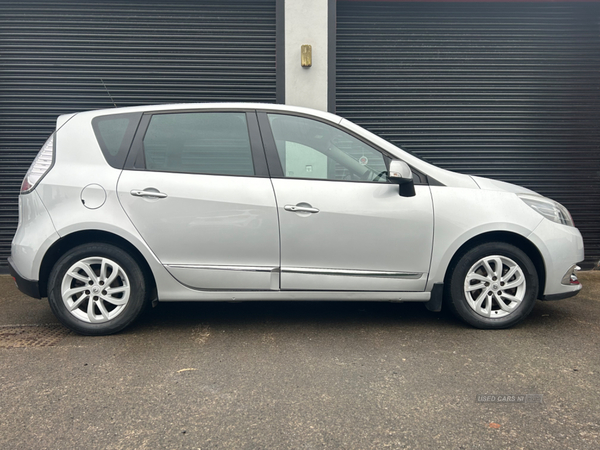 Renault Scenic DIESEL ESTATE in Fermanagh