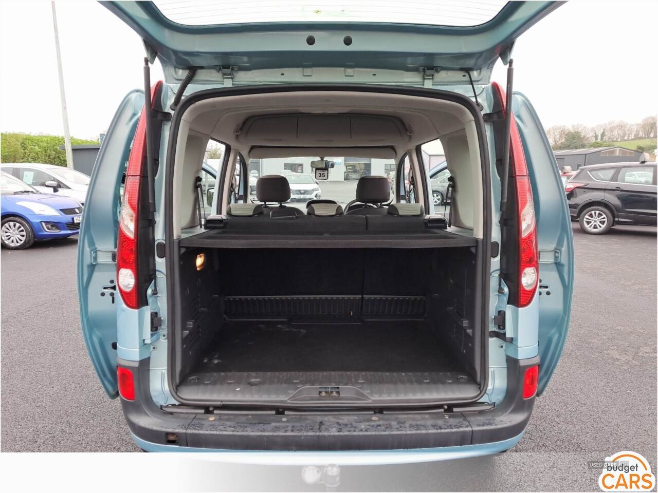 Feb 2012 Renault Kangoo 1.6 Expression 5dr Auto [AC]