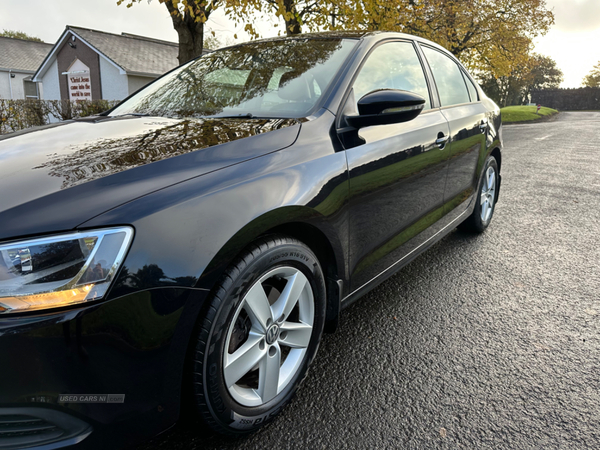 Volkswagen Jetta DIESEL SALOON in Antrim