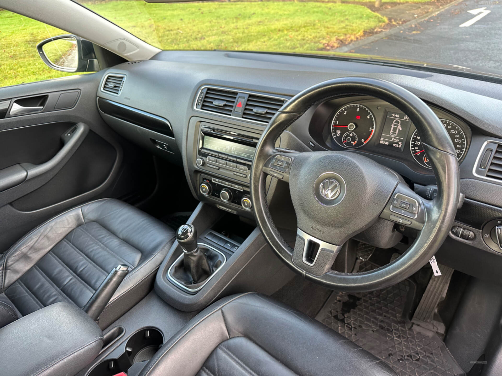 Volkswagen Jetta DIESEL SALOON in Antrim