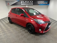 Toyota Yaris 1.5 VVT-h Design Hatchback 5dr Petrol Hybrid E-CVT Euro 6 (101 ps) Automatic, Cruise Control in Down