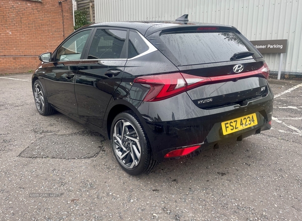 Hyundai i20 HATCHBACK in Down