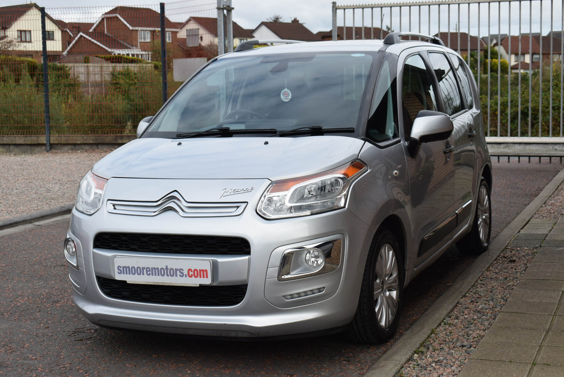 Citroen C3 Picasso DIESEL ESTATE in Antrim