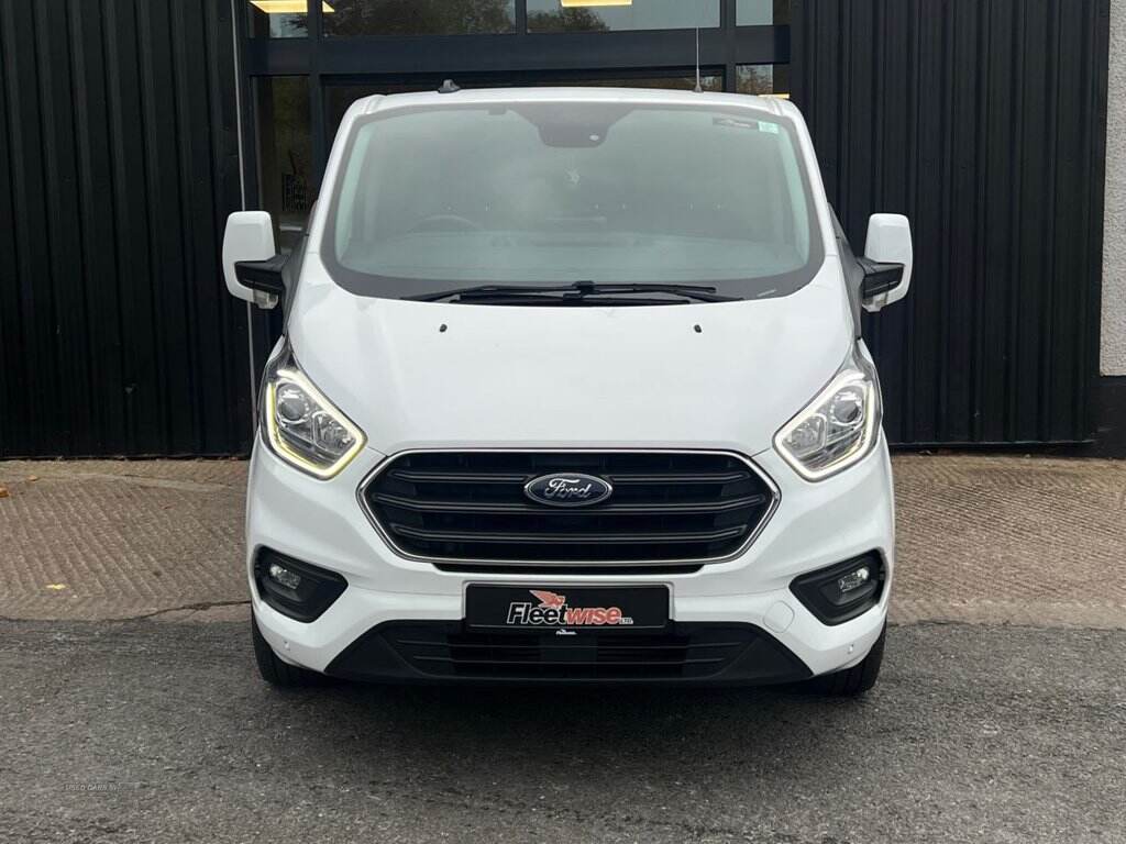 Jun 2023 Ford Transit Custom 2.0 EcoBlue 130ps Low Roof Limited Van