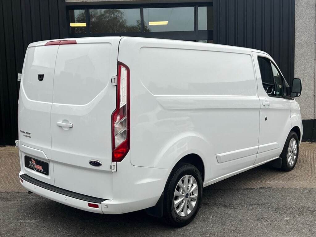 Jun 2023 Ford Transit Custom 2.0 EcoBlue 130ps Low Roof Limited Van