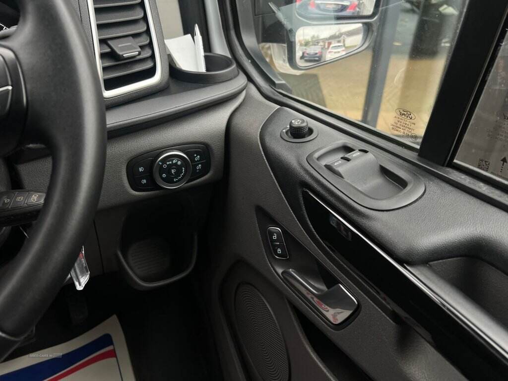 Jun 2023 Ford Transit Custom 2.0 EcoBlue 130ps Low Roof Limited Van