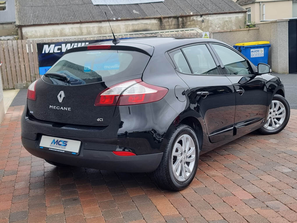 Jan 2016 Renault Megane 1.5 dCi Dynamique Nav 5dr
