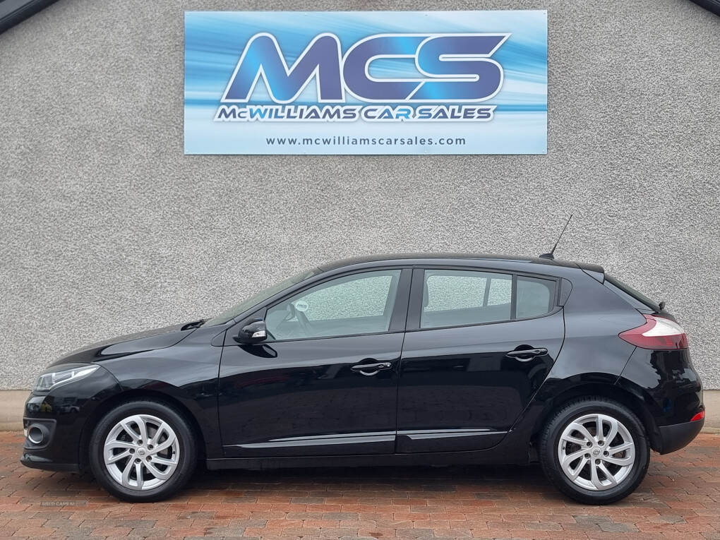Jan 2016 Renault Megane 1.5 dCi Dynamique Nav 5dr