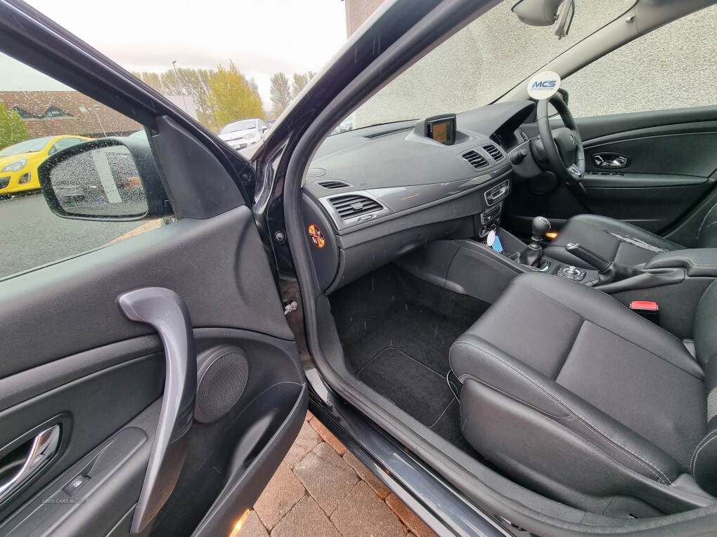 Jan 2016 Renault Megane 1.5 dCi Dynamique Nav 5dr